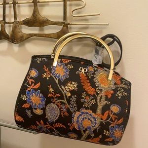 NEW Nine West Black Hand-Bag or Crossbody. Embroidered Floral Satchel.